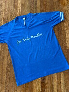 Vintage 80s/90s Great Smoky Mountains USA Made Blue V-Neck T-Shirt - Men's Large